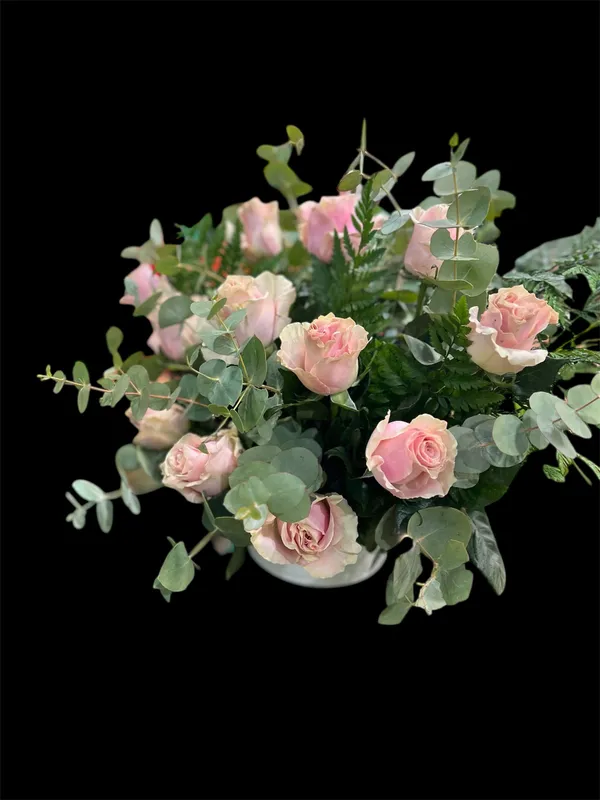 Diseño 22 - Arreglo Floral de Santos